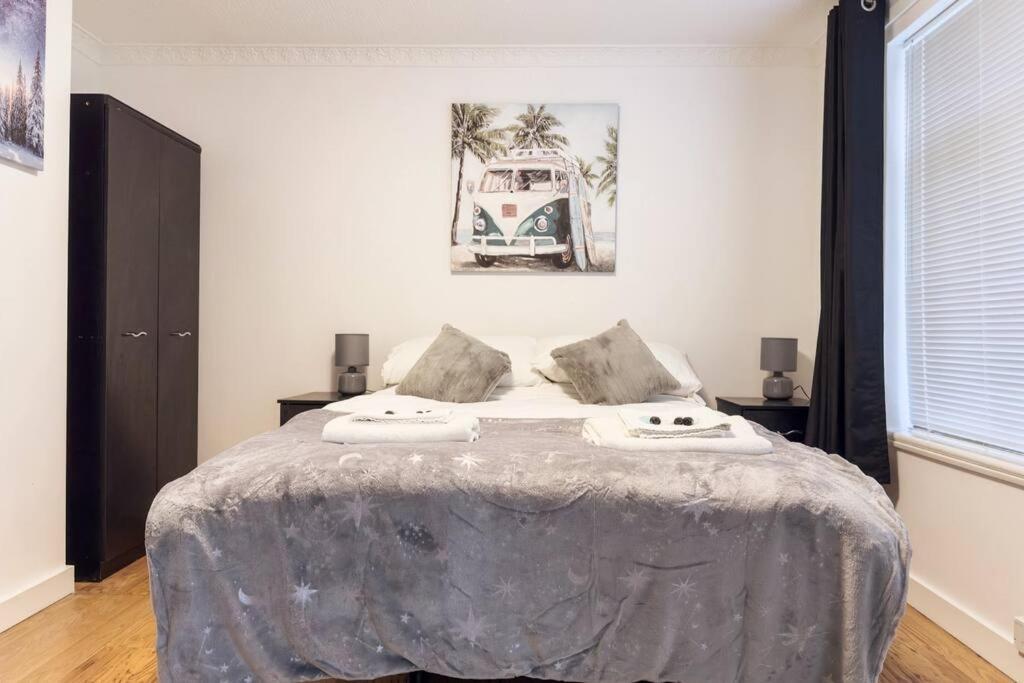 Immaculate 5 Bedroom House Rockingham Zewnętrze zdjęcie