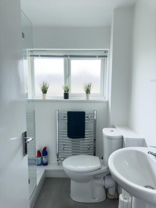 Immaculate 5 Bedroom House Rockingham Zewnętrze zdjęcie