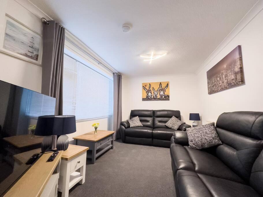 Immaculate 5 Bedroom House Rockingham Zewnętrze zdjęcie